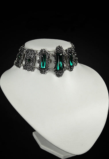 "VIVIAN MINT" Gothic Choker Restyle